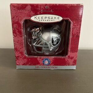 NWT Vintage Hallmark NFL Oakland Raiders Ornament